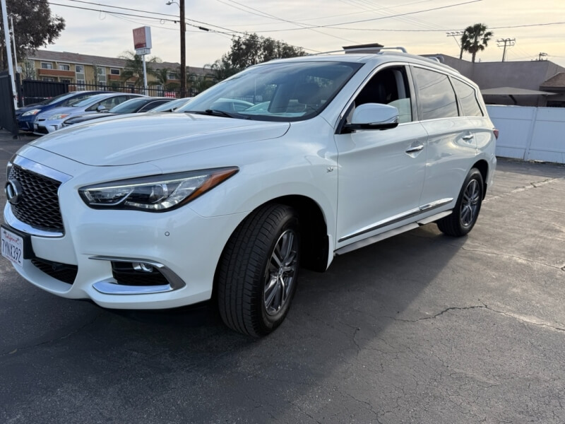 picture of 2017 INFINITI QX60