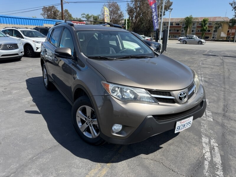 picture of 2015 Toyota RAV4