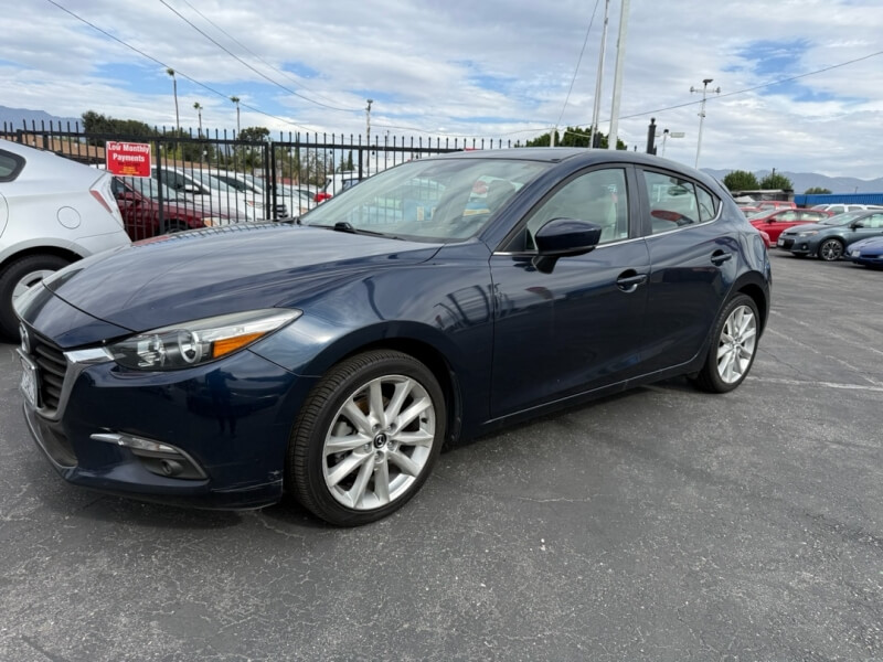 picture of 2017 Mazda Mazda3