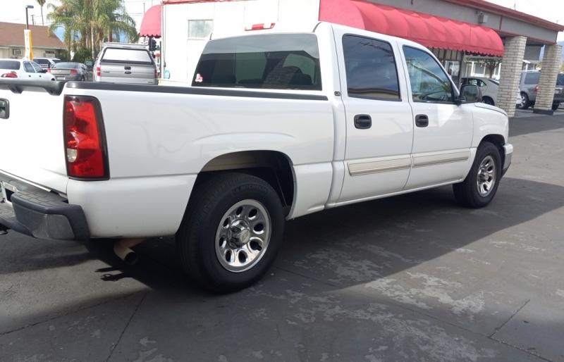 large picture of 2007 Chevrolet Silverado 1500 Classic