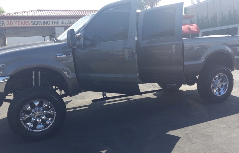 large picture of 2002 Ford F-250 Super Duty