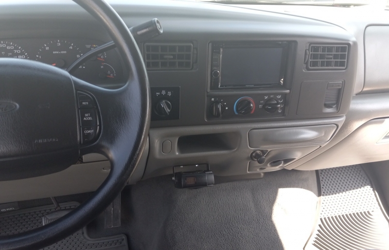 large picture of 2002 Ford F-250 Super Duty