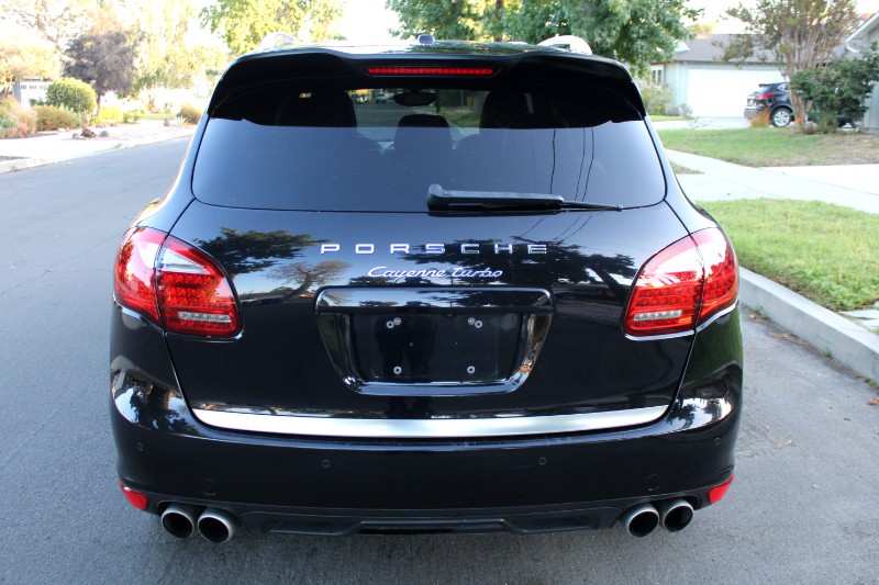 2013 Porsche Cayenne Turbo photo 6