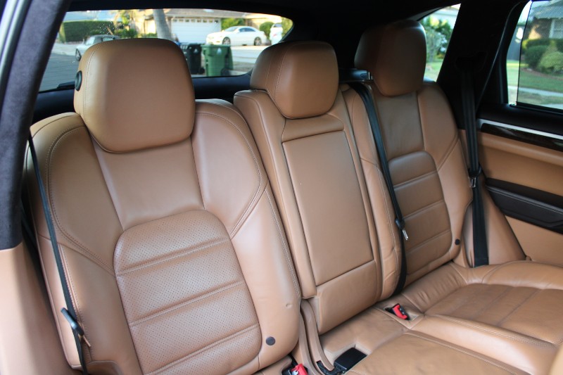 2013 Porsche Cayenne Turbo photo 13