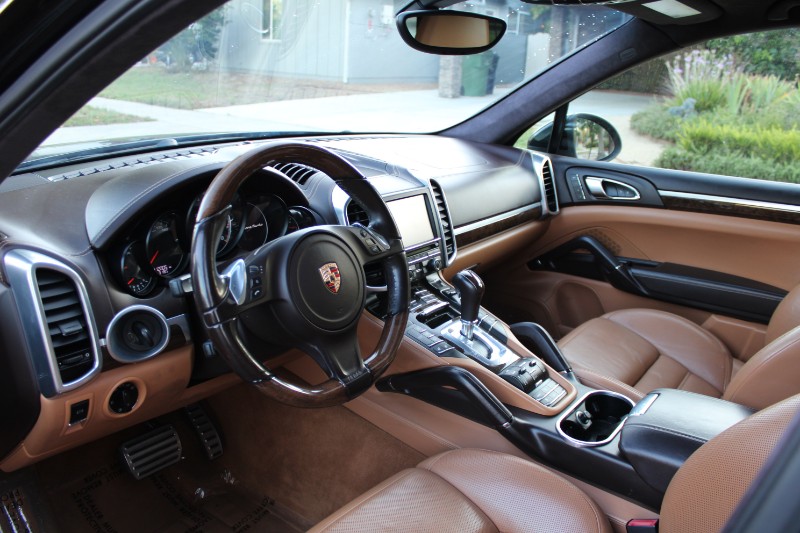 2013 Porsche Cayenne Turbo photo 8