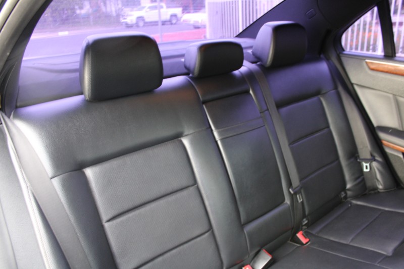 2012 Mercedes Benz E 350 Sport photo 12