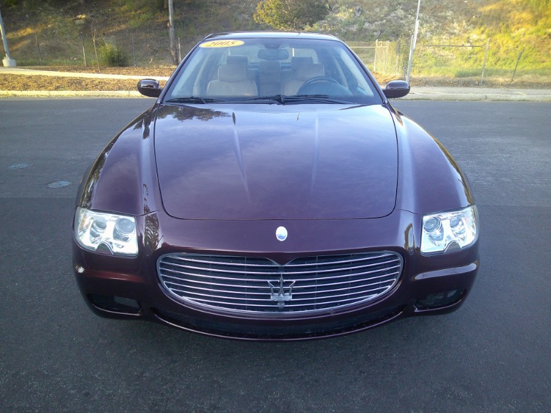 2005 Maserati Quattroporte Base photo 2