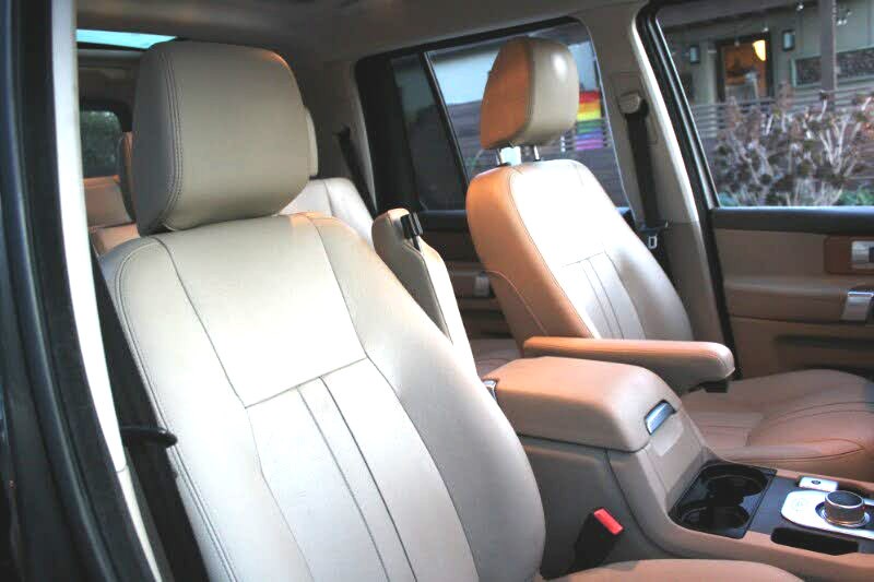 2016 Land Rover LR4 HSE LUX photo 14
