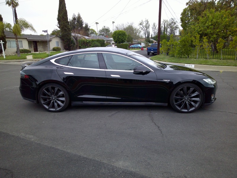 2015 Tesla Model S 70D photo 5