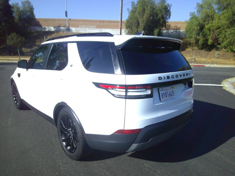2018 Land Rover Discovery SE photo 8