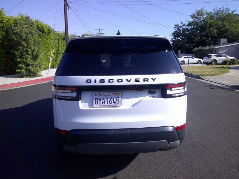 2018 Land Rover Discovery SE photo 7