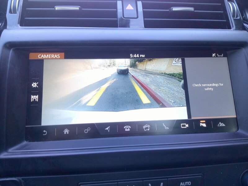 2018 Land Rover Discovery SE photo 9