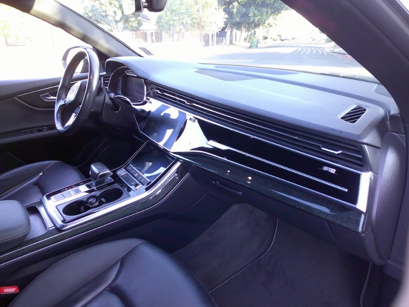 2019 Audi Q8 Premium 55 photo 11