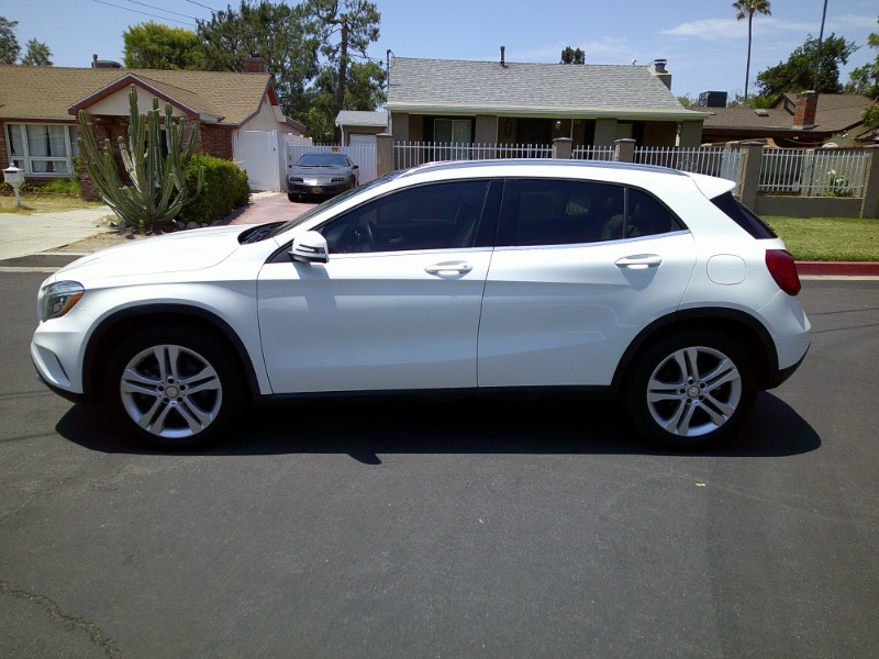 2015 Mercedes Benz GLA 250 4MATIC photo 4