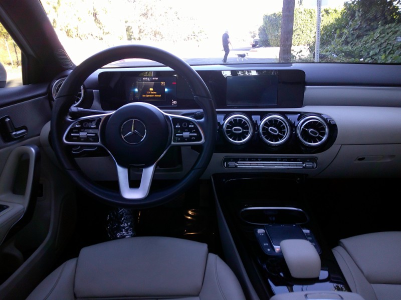2021 Mercedes Benz A 220 photo 9