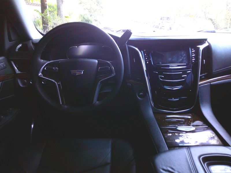 2018 Cadillac Escalade ESV Premium Luxury photo 9