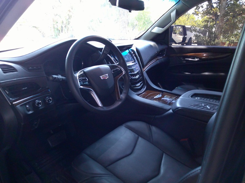 2018 Cadillac Escalade ESV Premium Luxury photo 11