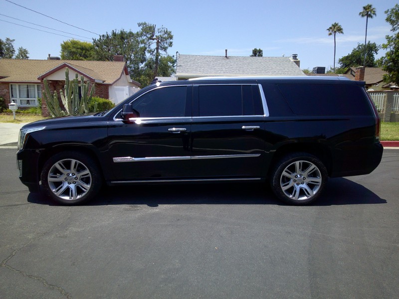 2018 Cadillac Escalade ESV Premium Luxury photo 5