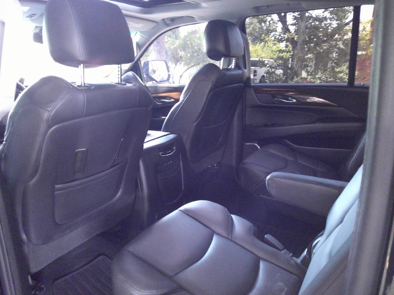 2018 Cadillac Escalade ESV Premium Luxury photo 17