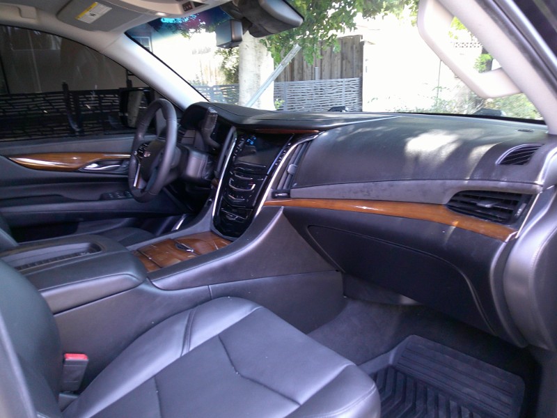 2018 Cadillac Escalade ESV Premium Luxury photo 12