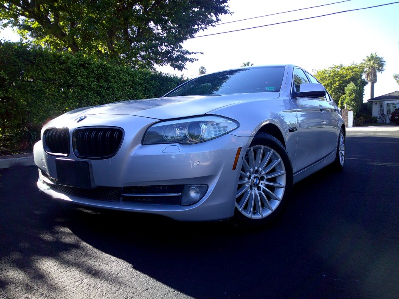 2011 Bmw 535i 5-Series photo 3