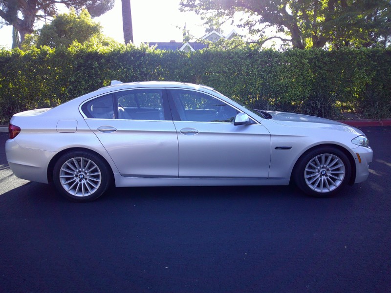 2011 Bmw 535i 5-Series photo 4