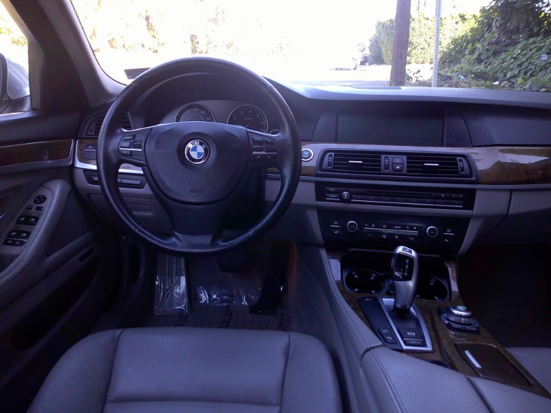 2011 Bmw 535i 5-Series photo 9