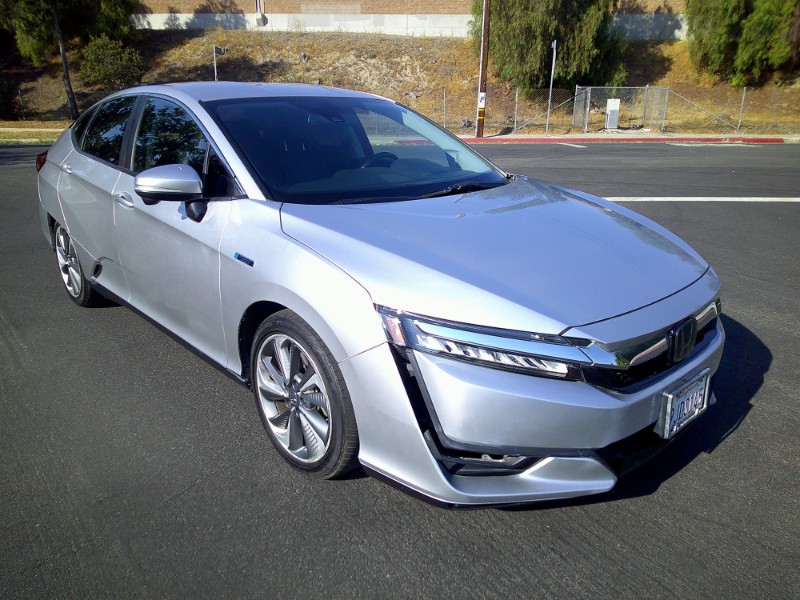 2018 Honda Clarity Plug-In Hybrid Touring photo 16