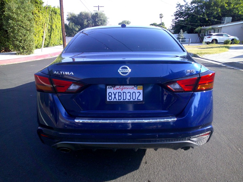 2021 Nissan Altima 2.5 SR photo 7