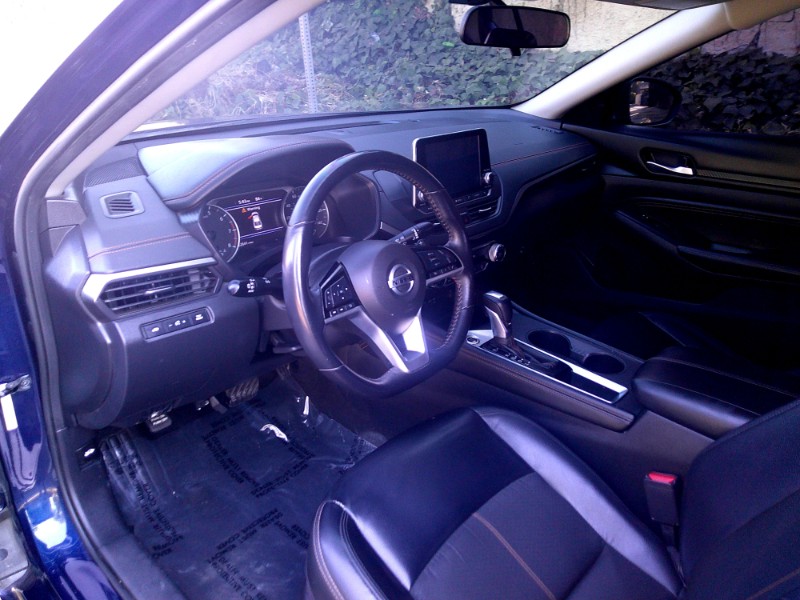 2021 Nissan Altima 2.5 SR photo 9