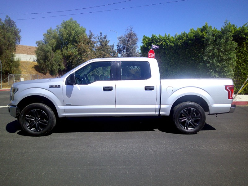 2016 Ford F-150 XLT photo 4