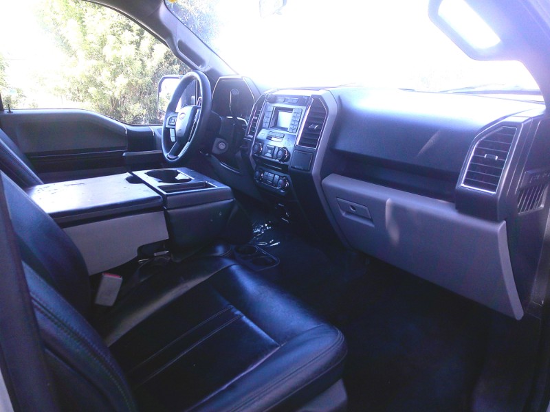2016 Ford F-150 XLT photo 11