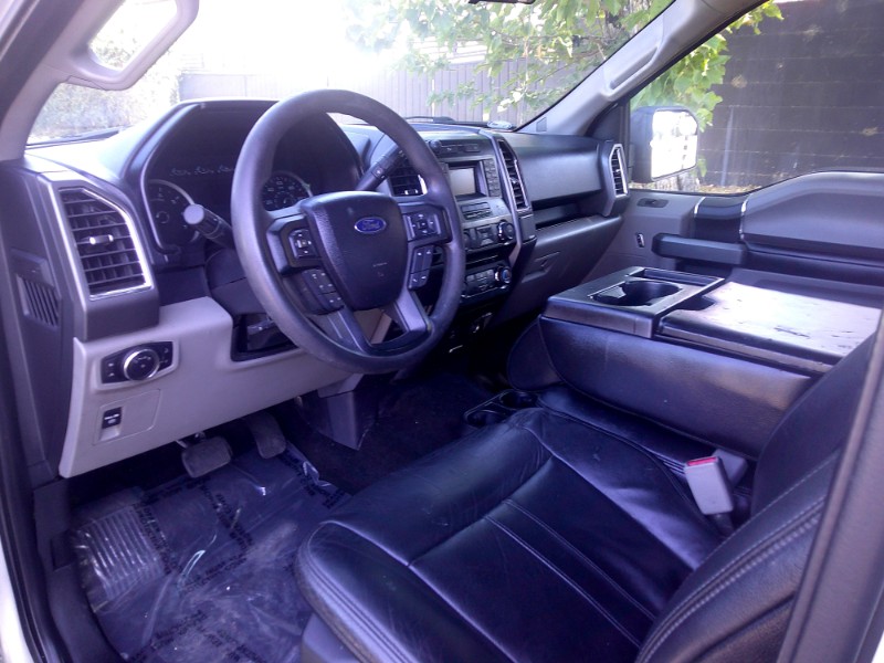 2016 Ford F-150 XLT photo 10