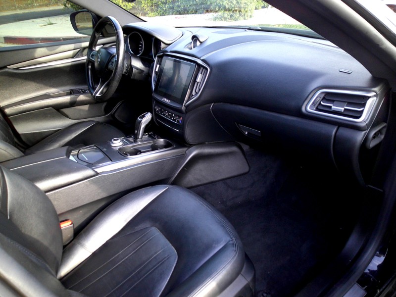 2020 Maserati Ghibli Base photo 13