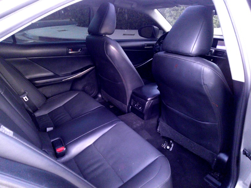2020 Lexus IS 300 photo 16