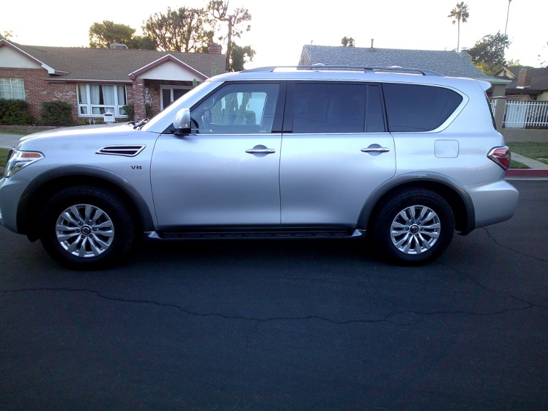 2020 Nissan Armada SV photo 3