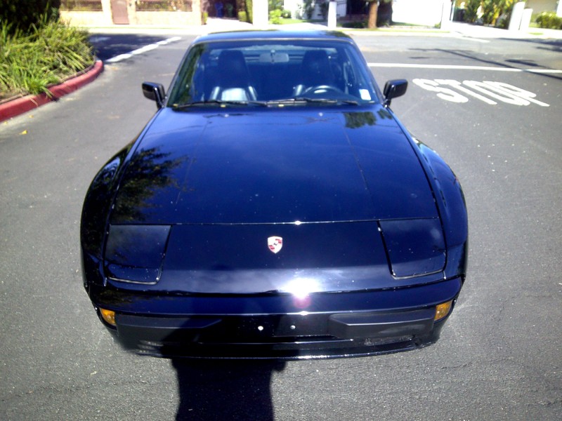 1987 Porsche 944 photo 2