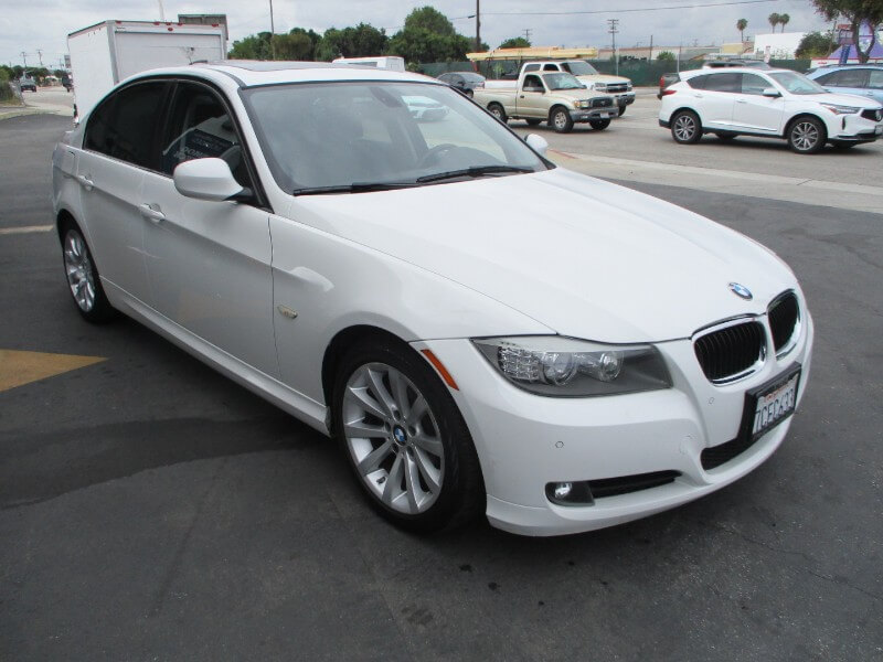 picture of 2011 BMW 3 Series