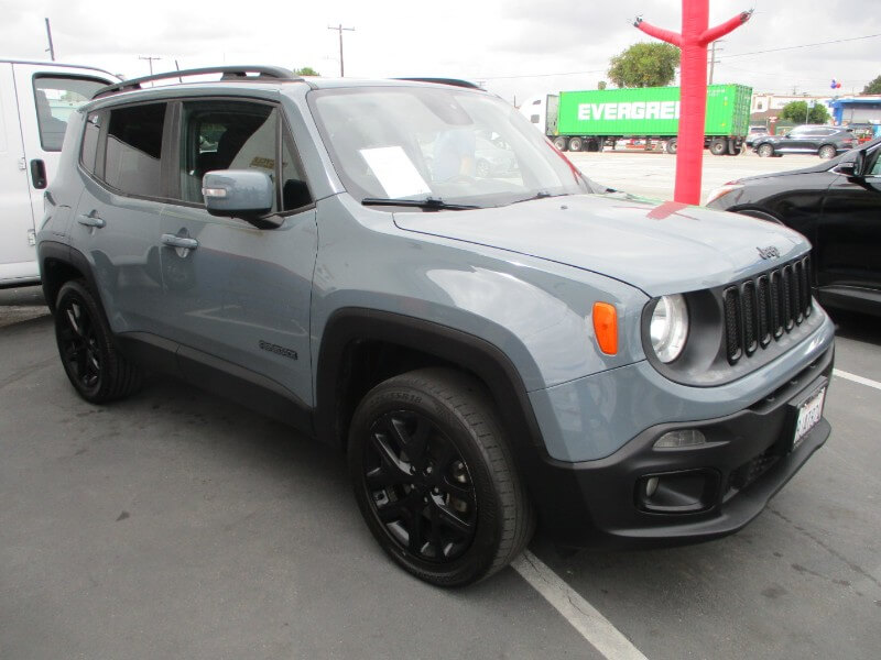 picture of 2018 Jeep Renegade