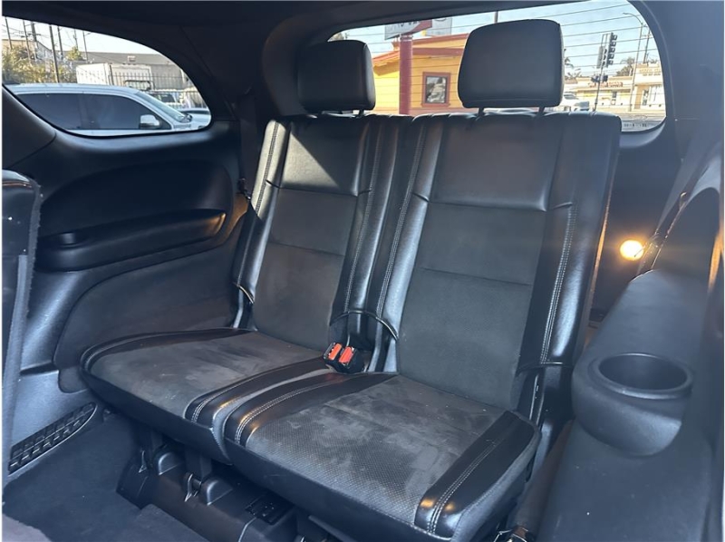 large picture of 2019 Dodge Durango