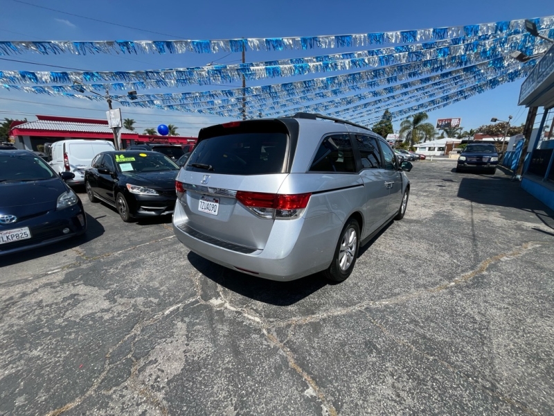 View vehicle photo 5